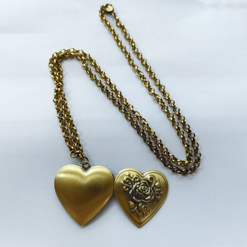 1pc Antique Bronze Heart Round - Heart Locket Necklace Photo review and price